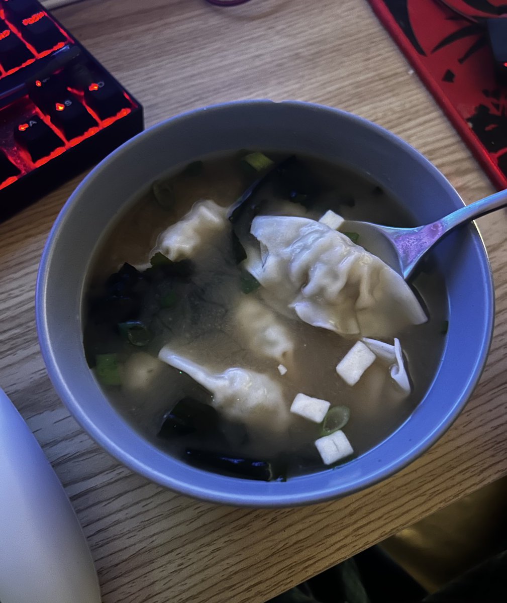 🧚🏻powder🦋 tweet media