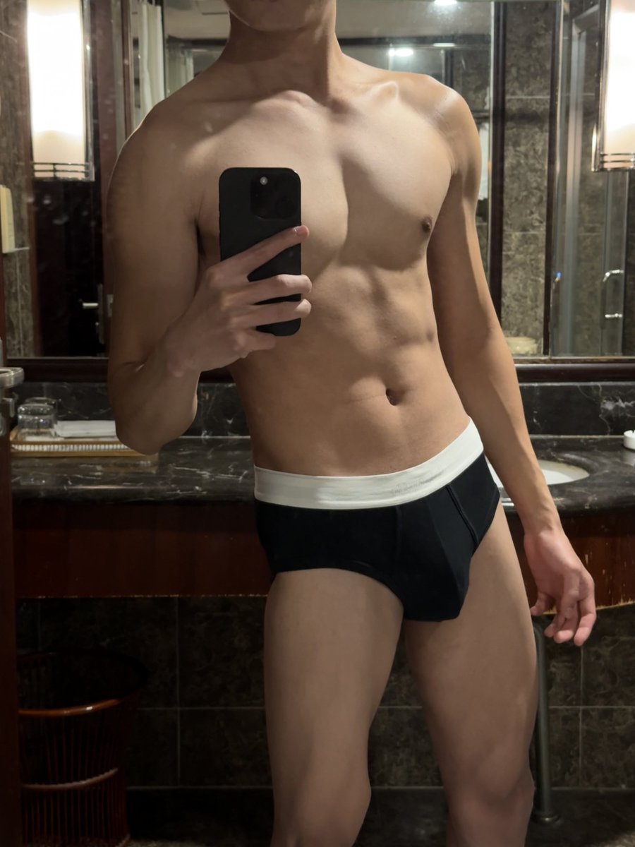 冷雨夜 tweet media