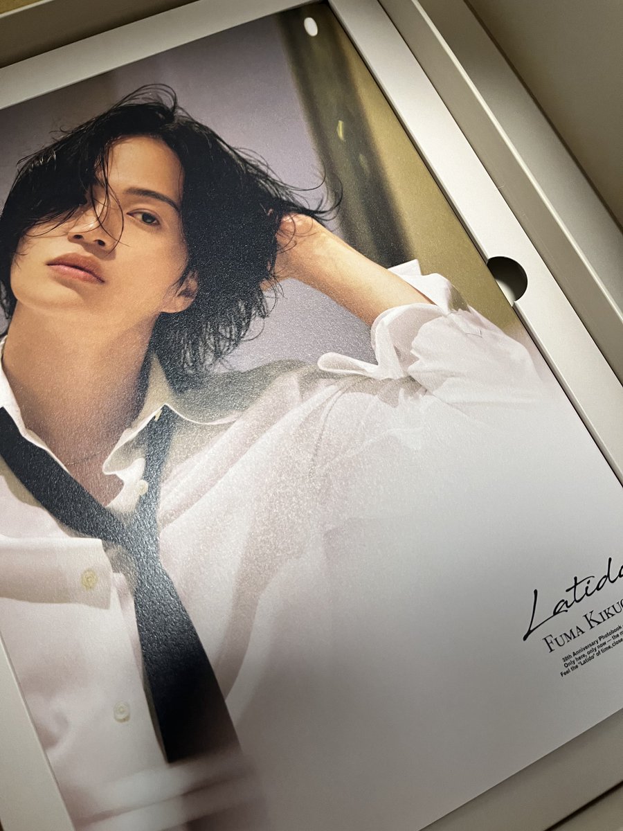 dwtng_'s tweet photo. ふま写真集届いた～～～ https://t.co/q2Vw9k4wzA