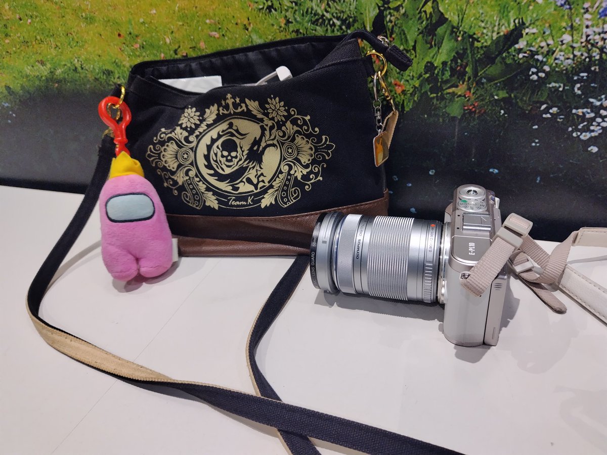 UTAYUME51's tweet photo. カメラスタッフです°˖✧◝(⁰▿⁰)◜✧˖° https://t.co/Z2sW7JMH4A