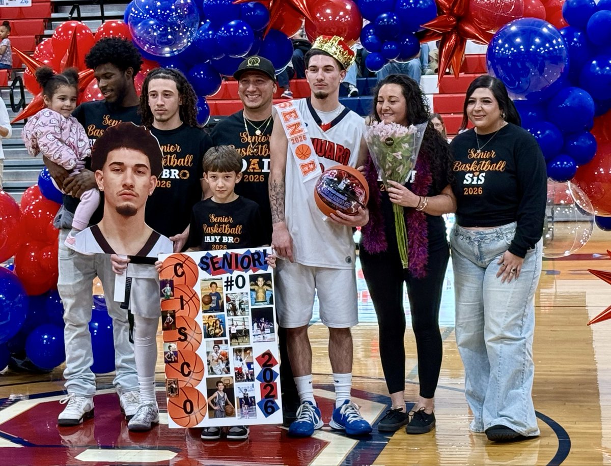 AndyMorales8's tweet photo. Future @PimaMens_bball scorer Cisco Llamas. 2,000 career points and counting https://t.co/Sz2498emU0