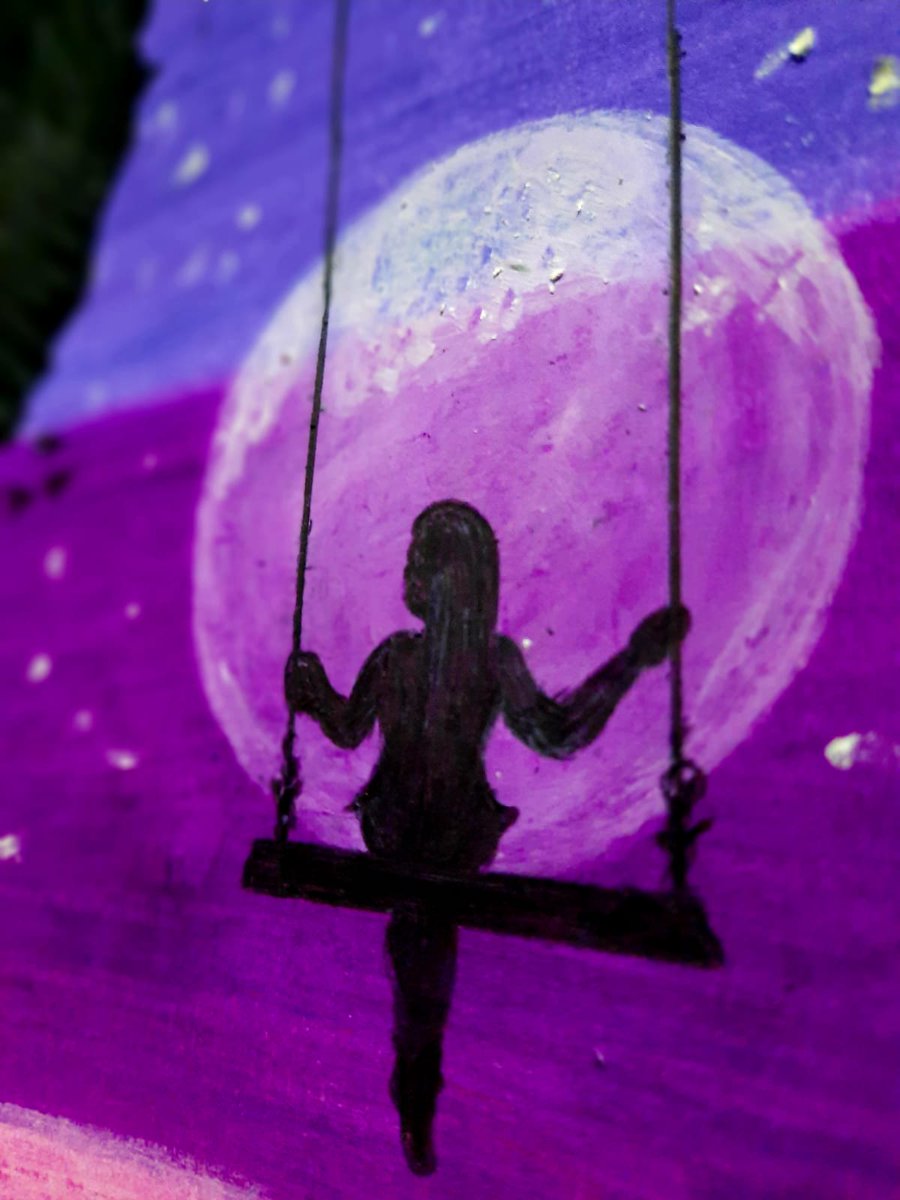 Thadshi1818's tweet image. Just a small try with my favorite color combo  💜 

#VioletFever 
#Crayons
#myartwork