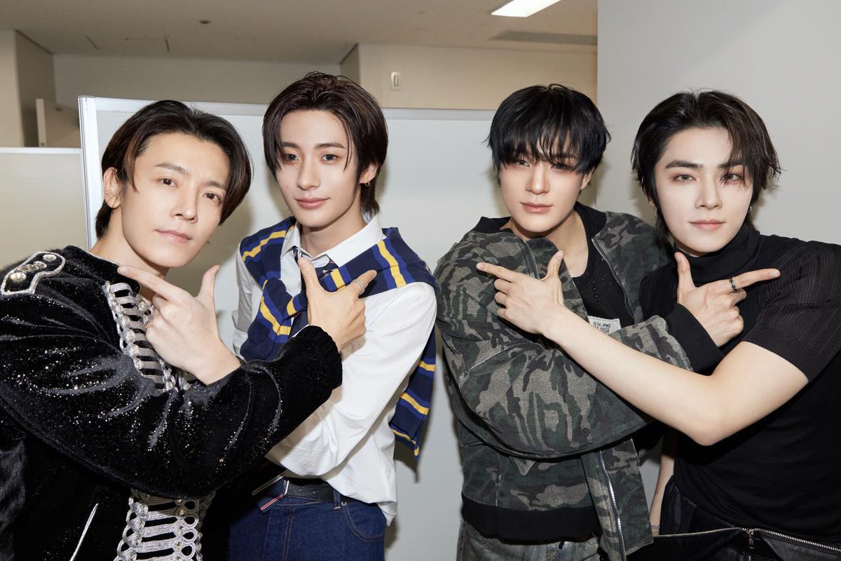 jamong1323's tweet image. SMTOWN LIVE 2025-26 [THE CULTURE, THE FUTURE]
Sneak Peek Behind the Scenes 👀📸

재민이 제노 🖤🖤