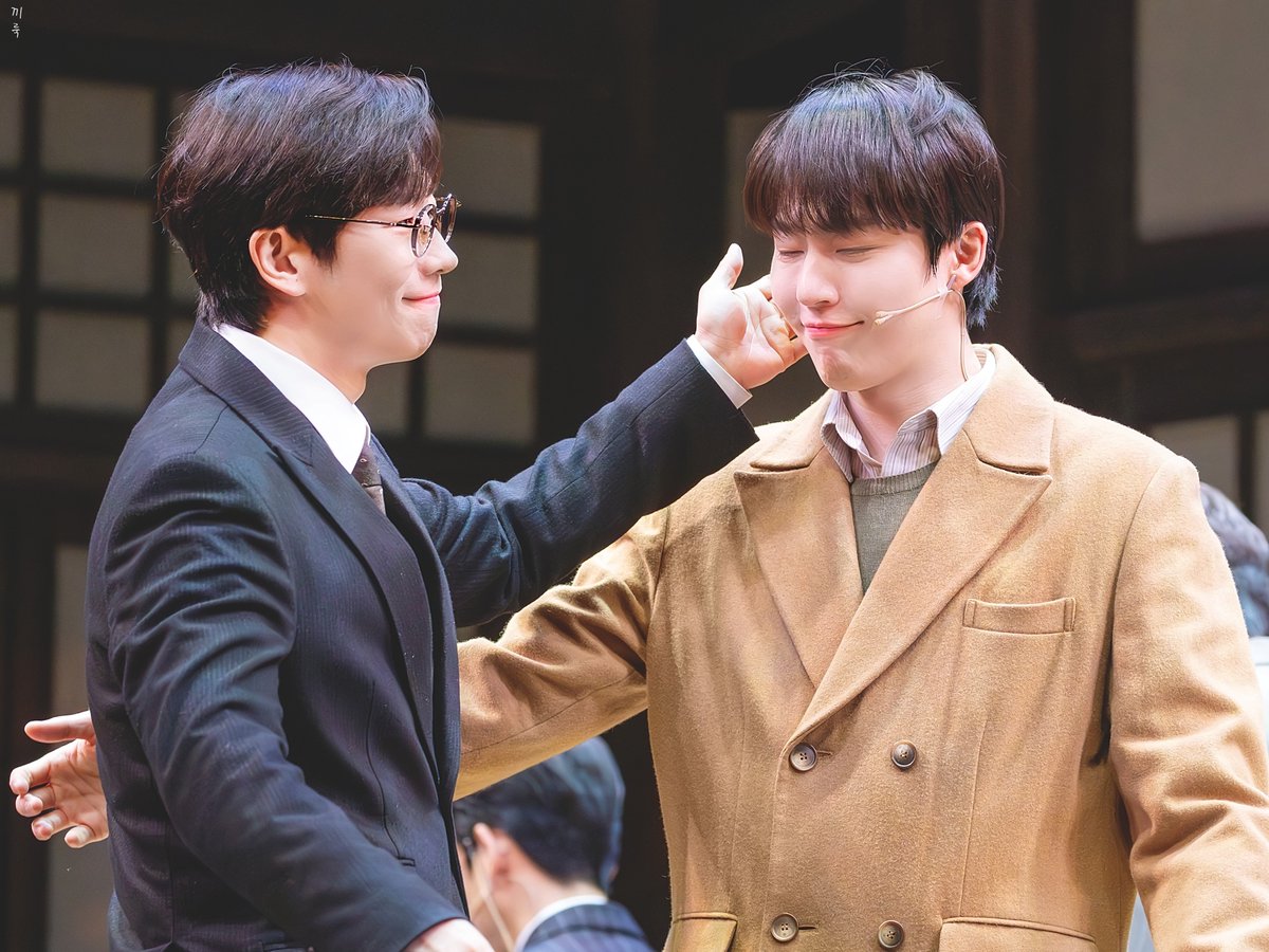 260206 밤 팬레터 커튼콜 #김경수 #원태민

나의 봄을 이제야 보낸다