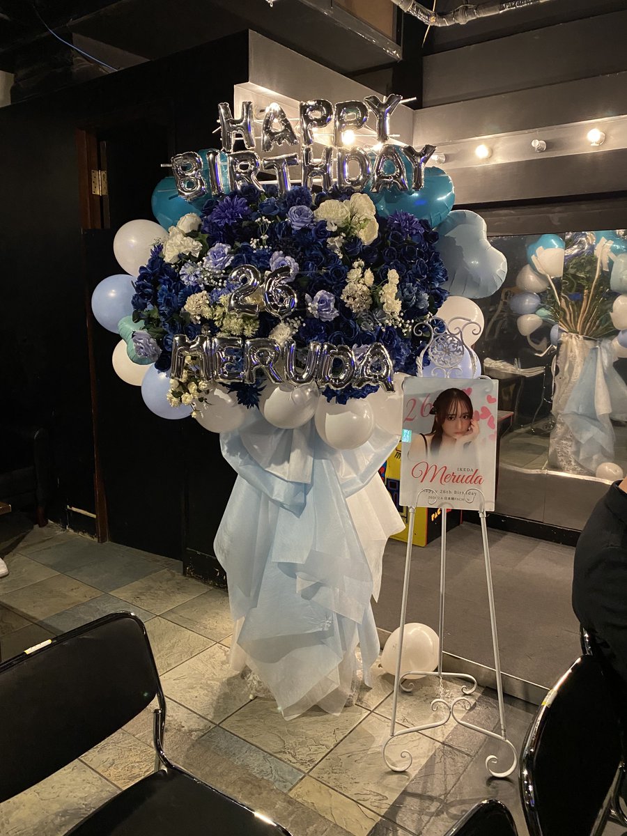 って事で昨日はメルちゃんの生誕祭にお邪魔してきました😃🖖
帰り時間の関係で主役に直接お祝い伝えられなかったのは心残り🥹
終始楽しくてあたたかい時間が素敵でした
改めてお誕生日おめでとう🎂🎊🎉
メルちゃんにとって実りある1年になりますように✨

#池田メルダ #池田メルダ生誕祭2026