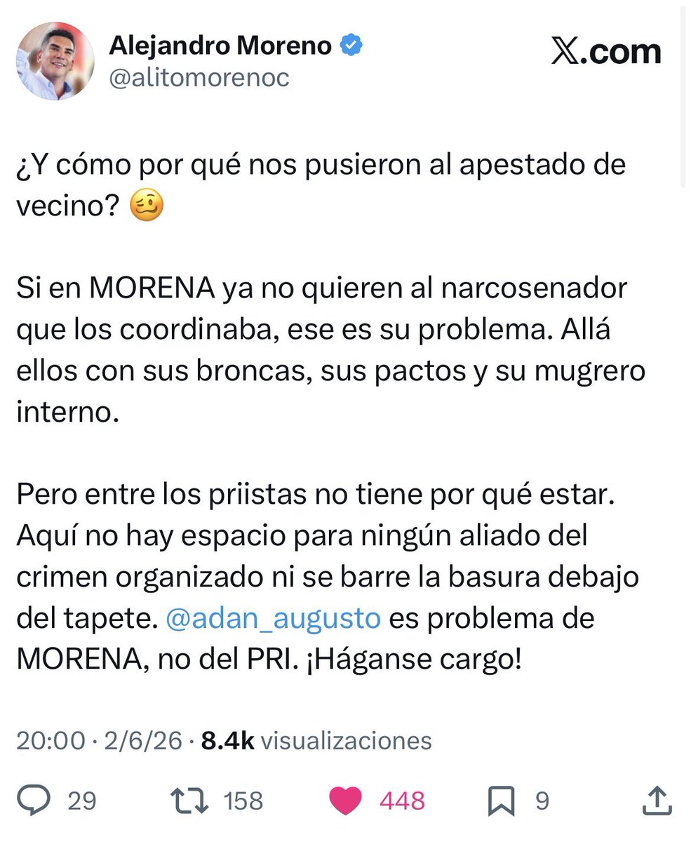 Y <a href="/alitomorenoc/">Alejandro Moreno</a> reacciona a la presencia de su nuevo vecino de oficina.