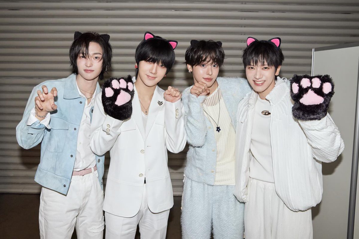 kitty tennie 🐈‍⬛