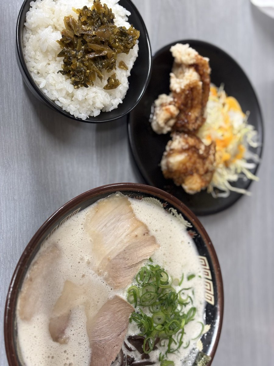 福岡県北九州市八幡東区山王
#栗ちゃんラーメン
#北九州市八幡東区
ラーメン定食