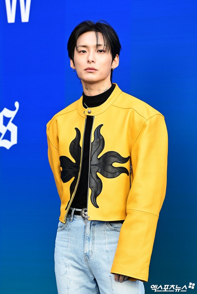 [📰] - Junhee's 'Charisma in the Eyes' [X's HD Photo] (출처 : 네이버 연예) 

🔗naver.me/FQuA3Fj5

#JUNHEE #준희 #박준희 #ジュンヒ #ParkJunhee #ACE #에이스