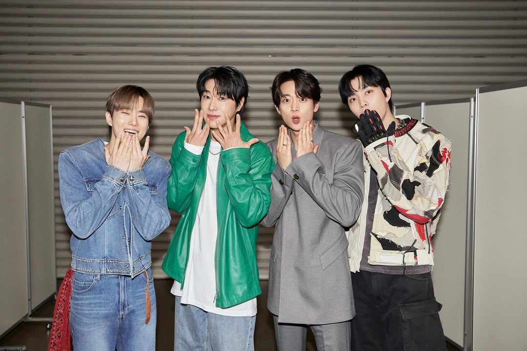 🍑 SMTOWN 인스타그램 #수호 

#준면 #Suho #Junmyeon #EXO #スホ #金俊勉