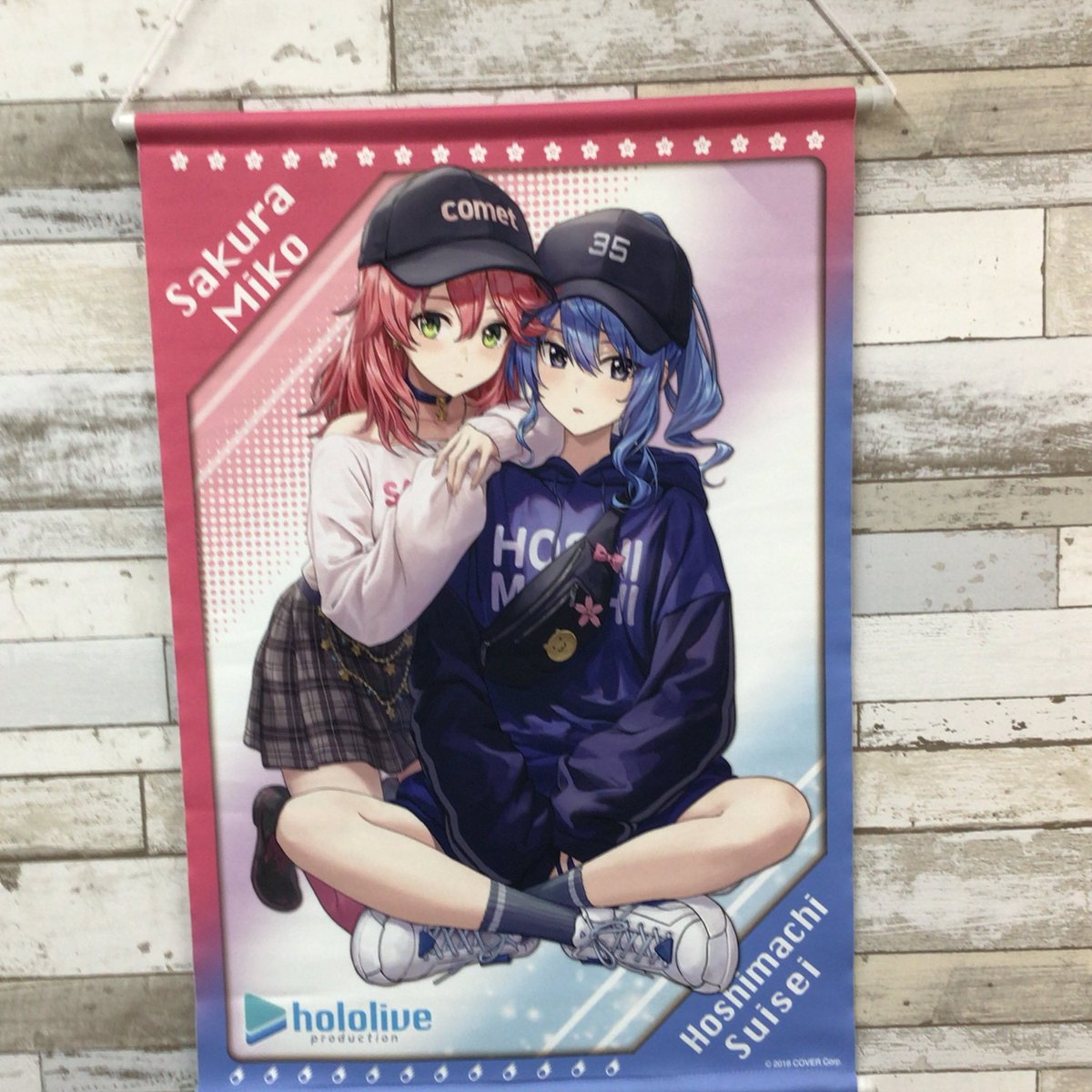 ファンダムなんば です🌸 【入荷情報】 ホロライブ モーリーオンライン 11弾 miComet タペストリー 入荷いたしました☄️ #星街すいせい  #さくらみこ モーリーオンライン限定 miComet タペストリー