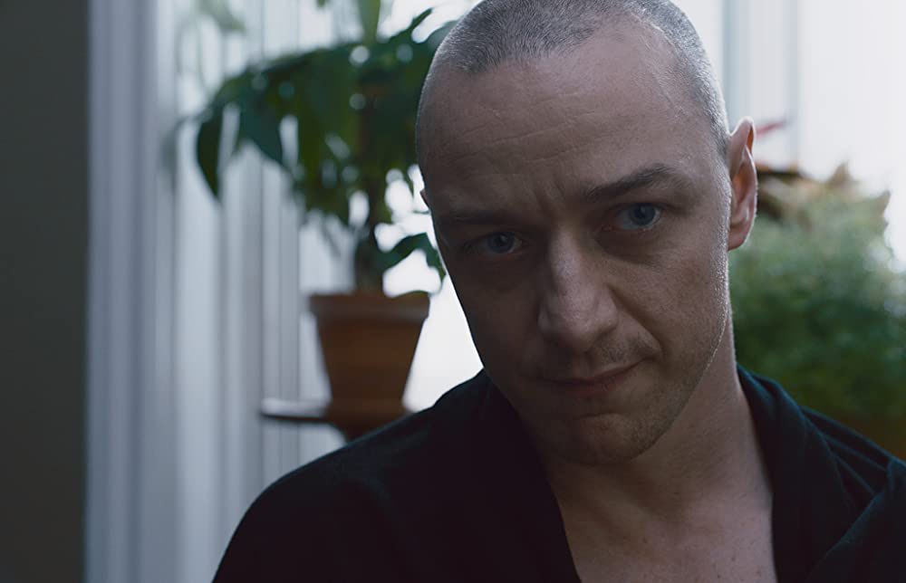 ClNEMACOLLECTOR's tweet photo. Why does Igor from Anora looking like James McAvoy from Split? https://t.co/Iecr5uIhKS