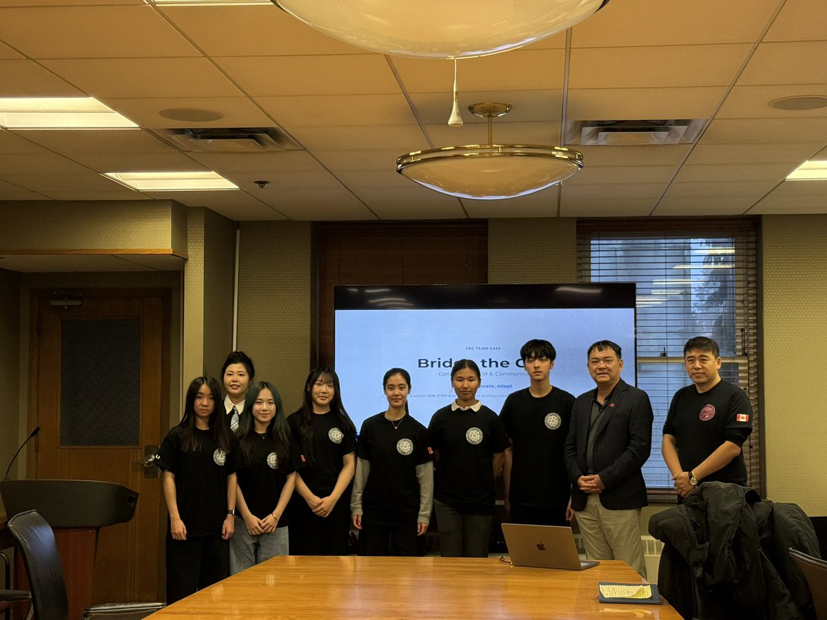 Lenny Zhou 🇨🇦🇺🇦 tweet media