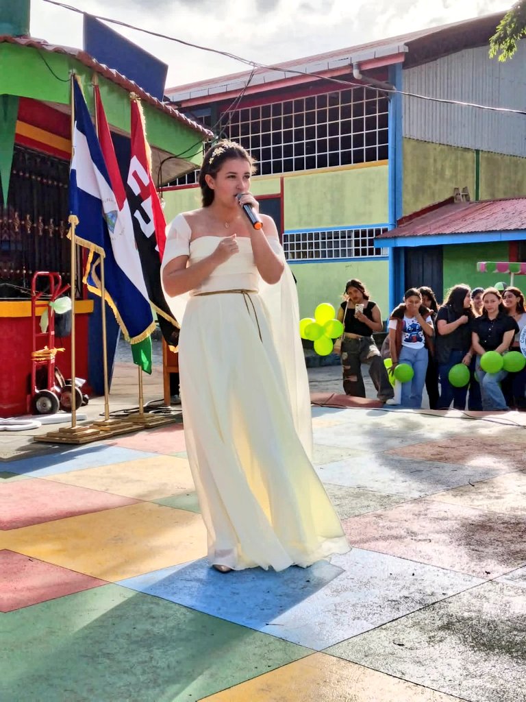CPACSOFICIAL's tweet photo. Nuestra estudiante de 11°
👑 Itzmara Jalexa Pérez Castro
se coronó ganadora en la Musa Dariana 2026, evento organizado por el Movimiento Cultural Leonel Rugama de Juventud Sandinista y la FES.
¡Talento, cultura y orgullo estudiantil! 🌹
INACS Jinotega
@DJinotega 
@minednicaragua https://t.co/W8nNuuejL6