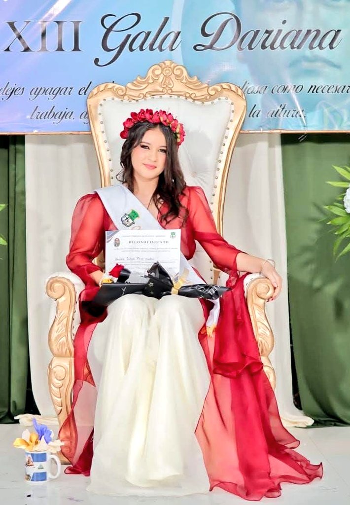 CPACSOFICIAL's tweet photo. Nuestra estudiante de 11°
👑 Itzmara Jalexa Pérez Castro
se coronó ganadora en la Musa Dariana 2026, evento organizado por el Movimiento Cultural Leonel Rugama de Juventud Sandinista y la FES.
¡Talento, cultura y orgullo estudiantil! 🌹
INACS Jinotega
@DJinotega 
@minednicaragua https://t.co/W8nNuuejL6