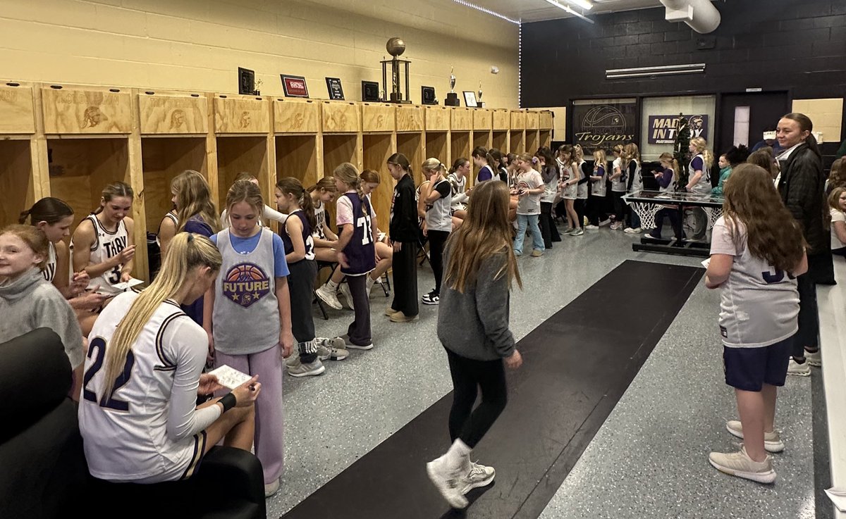 Coach Meyers tweet media