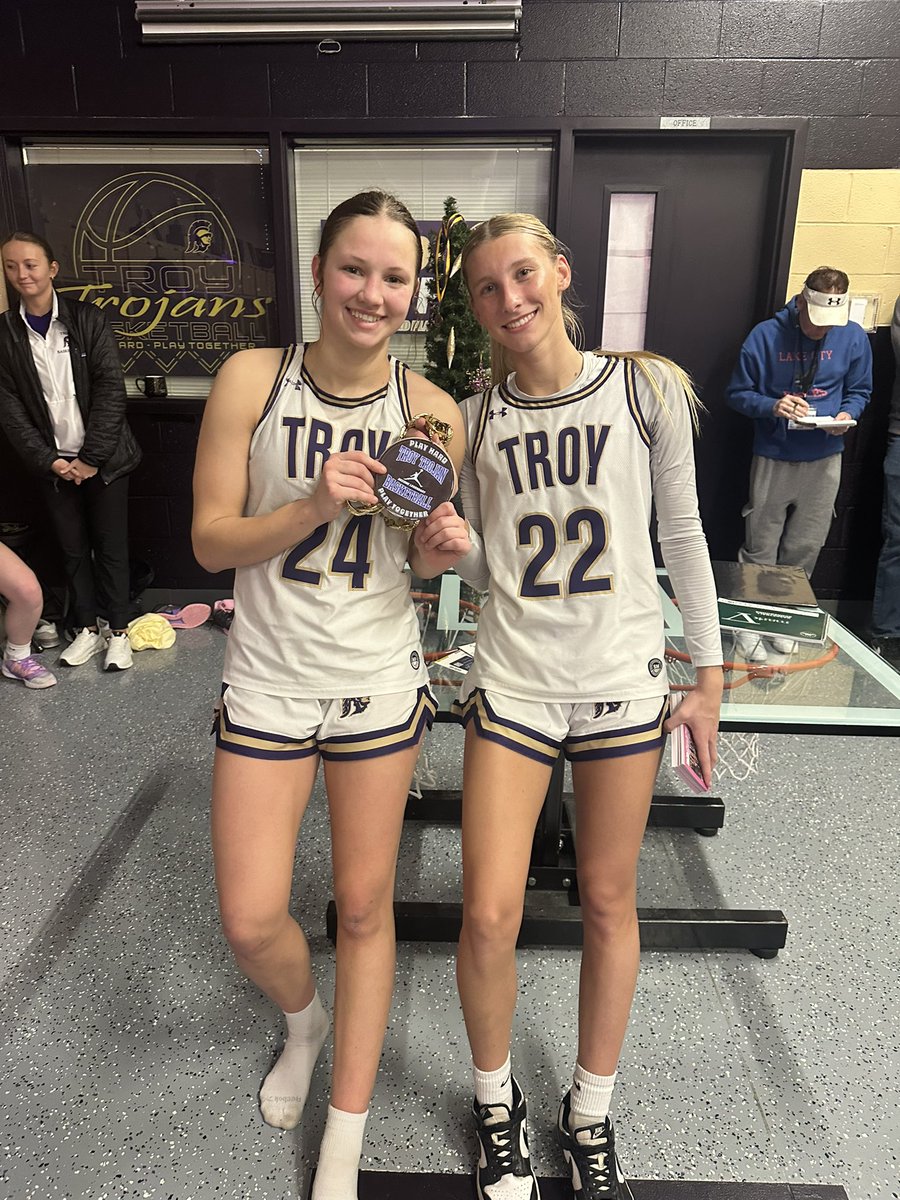 Coach Meyers tweet media