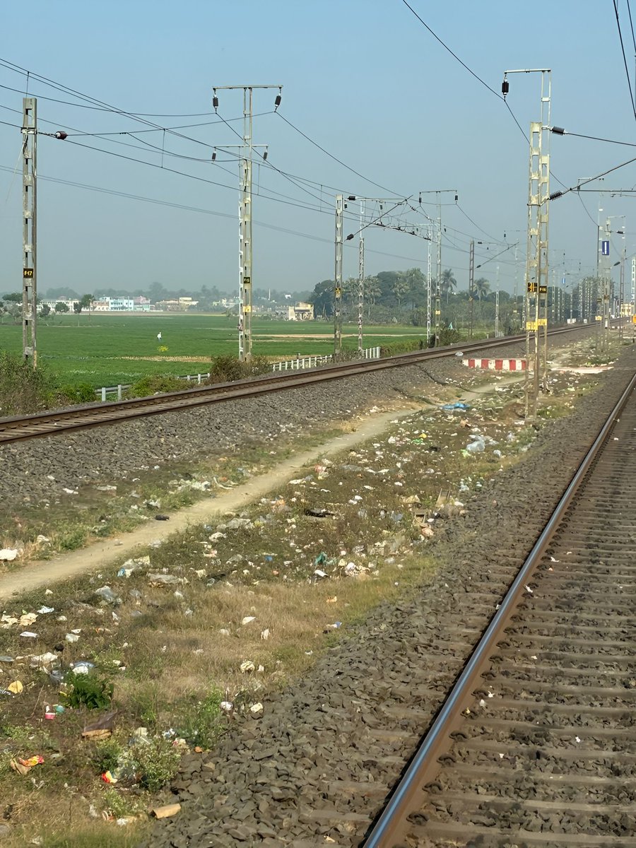 DRM Howrah tweet media