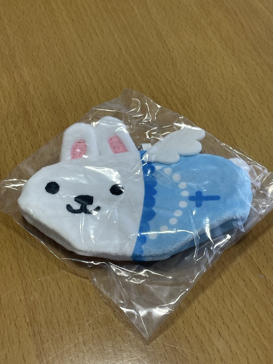 HqxCD's tweet photo. 交換　ウサコレフレンズ マスコットポーチ
ガチャ

譲　エンジェルウサギ

求　💕イチゴウサギ

郵送希望です。
お気軽にお声掛けください！ https://t.co/KxmdT5iYrx
