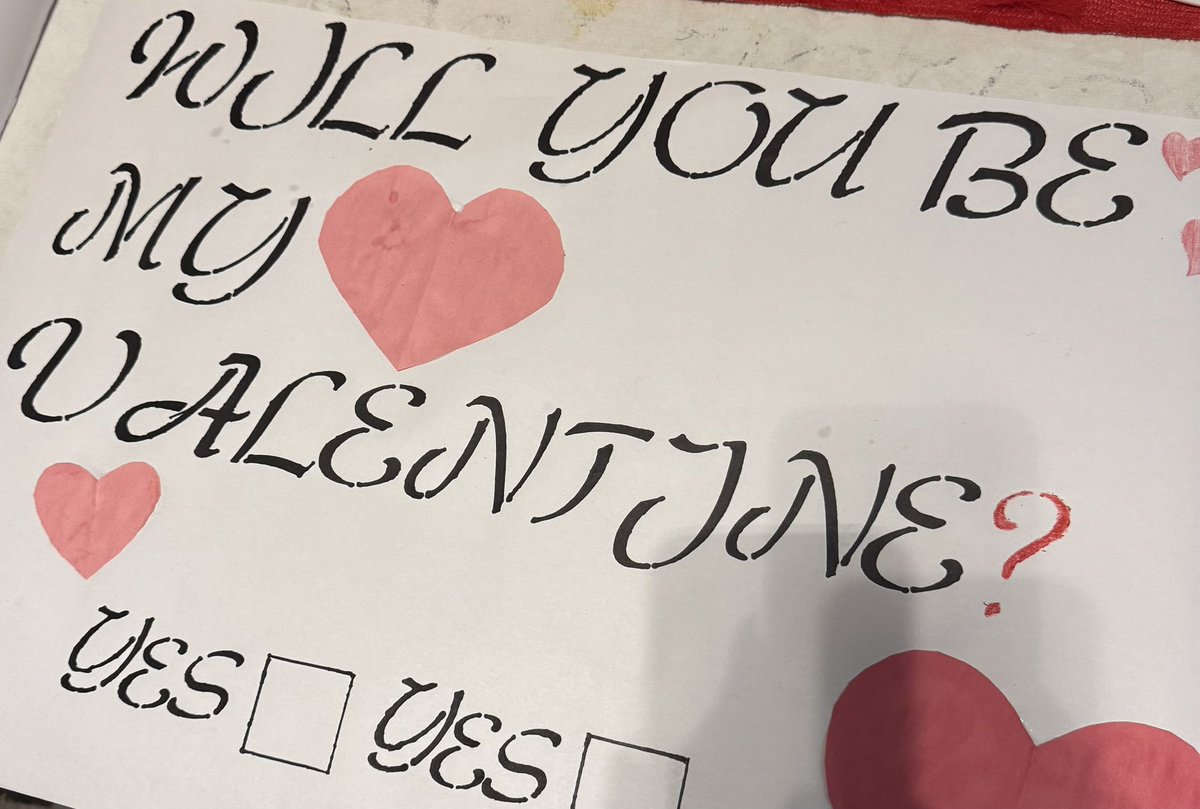 criseldaa19's tweet photo. Helped my squinkle be romantic &amp; I know exactly where he gets it from <3 🧿 https://t.co/uDjpCd1sXA