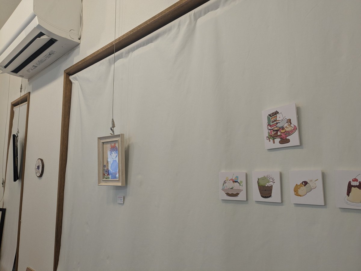 ご連絡遅くなりましたが本日も１日【steck it】展始まっております！！
昨日初日スタート時よりお客様が来ていただいていて
うれしいです(*´▽｀*)
今日は雪が降っていて足元が悪いのでお気をつけていらっしゃってくださいね！