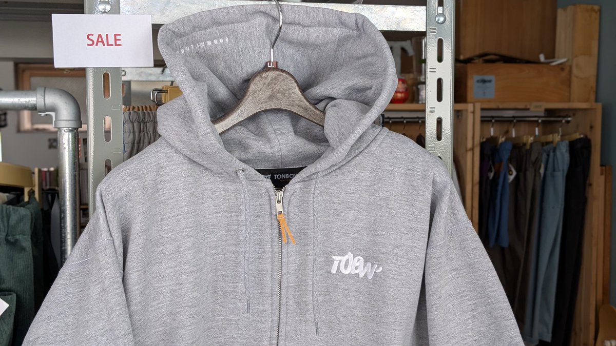 《WINTER SALEは明日まで》只今OPEN致しました☆　大変寒い週末になりそうですが今夜も7時まで営業しております🙌