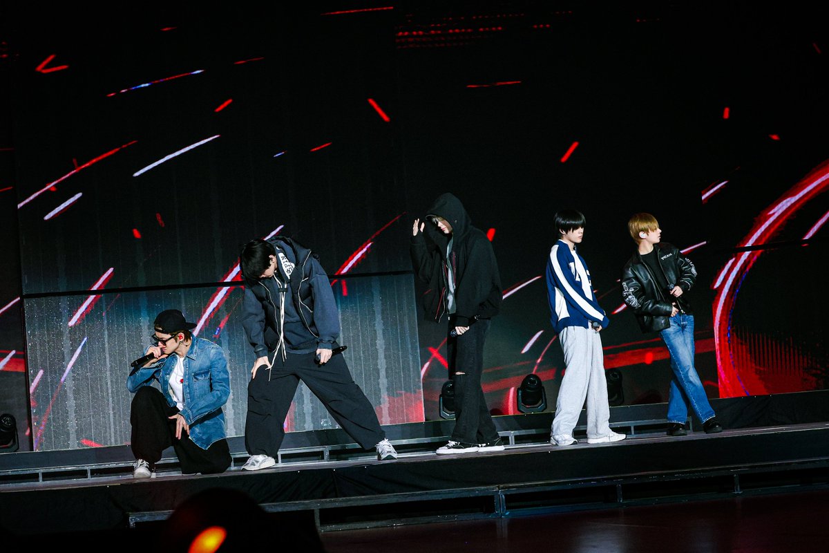 TXT_bighit_jp's tweet image. &amp;lt;ACT : TOMORROW&amp;gt; IN OSAKA D-DAY ✨

#투모로우바이투게더 #TOMORROW_X_TOGETHER #TXT
#ACT_TOMORROW #TXT_TOUR_ACTTOMORROW