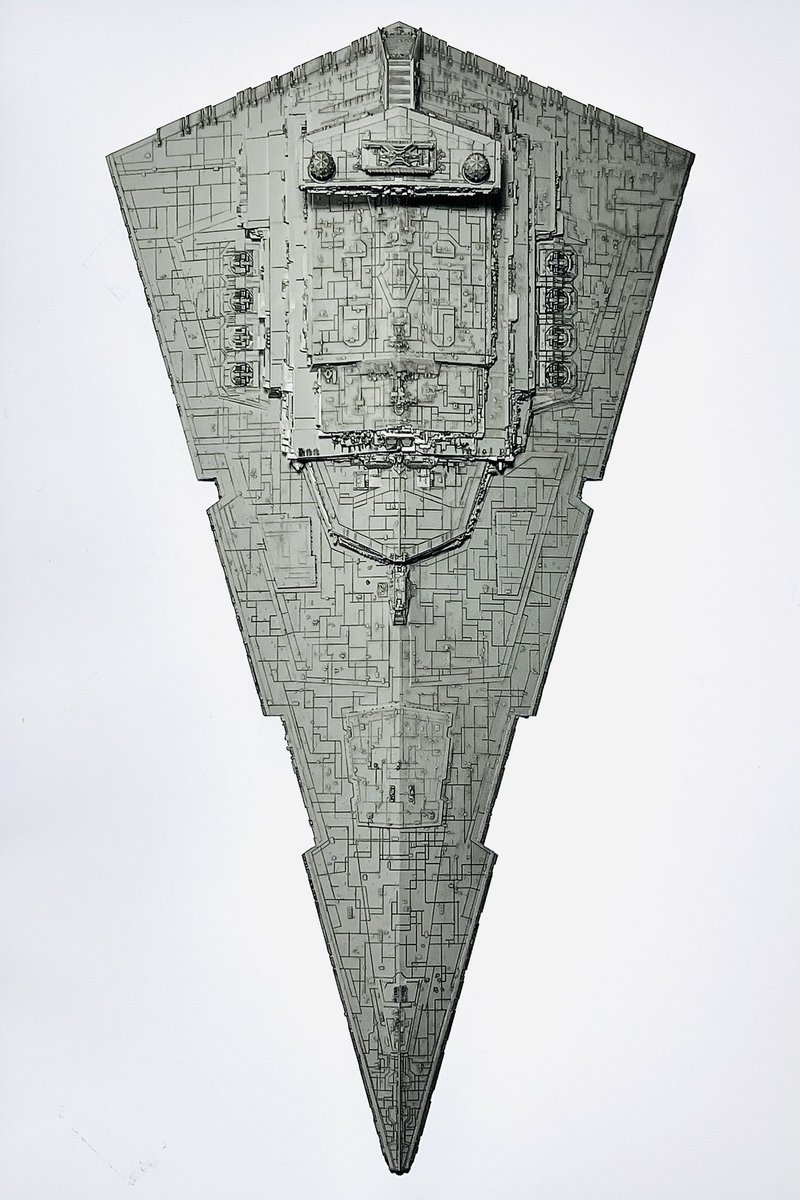 #カッコいいハイアングルはろうぜ
全長1,600mの巨艦だが、攻略し易い艦橋上部の２つのタンクがウィークポイント🎶

#StarDestroyer