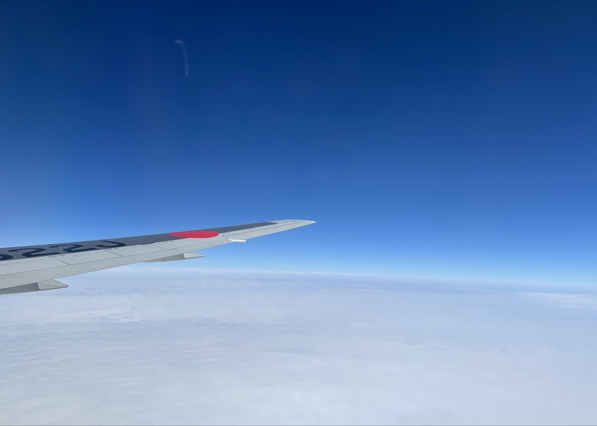 本日より福岡2デイズ❗️
久しぶりのJAL✈️
預け荷物用ギターケースもあって、🛜もスムーズ、羽田の駅も第一ターミナル駅でわずかに近い😆
今後はJALさん、頼りにしまーす✌️