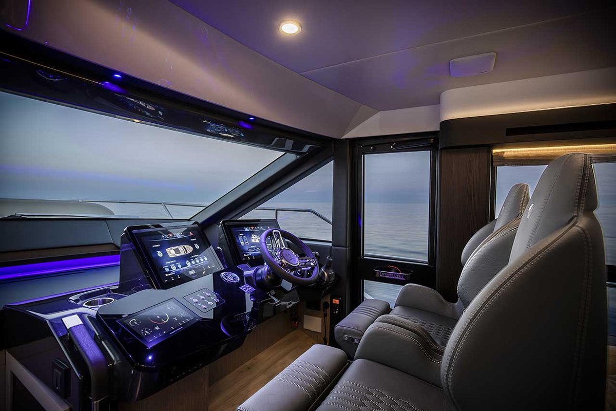 The Absolute 52 FLY - The Absolute Direction in stock at Approved Boats.
rfr.bz/t4c50f2
Call our experts on 023 8045 6544 or email: absolute@approvedboats.com
#Absolute52FLY #52fly #ApprovedBoats #AbsoluteYachts #BeingAbsolute