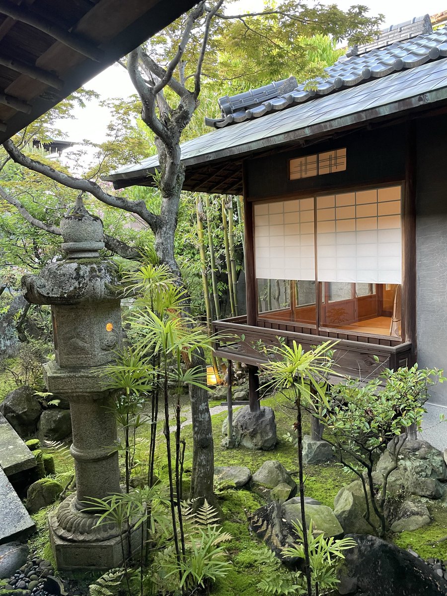 中津市の秘宝　筑紫亭

絶品の鱧料理と女将のトークをお見逃しなく。

大分県の文化ガイドはこちらからお問い合わせください。

wanderjpn.com

#千年の旅　
#日本文化体験
#九州観光