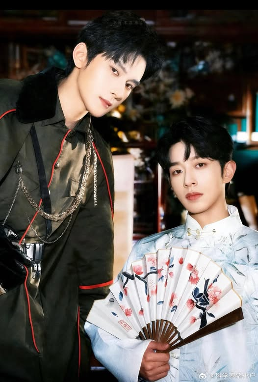 LoveInTheIce2k's tweet photo. Why do I feel like they’ve seen the AI-edited pics fans made and decided to make them real?#JiangLi https://t.co/WKP4bttjZA