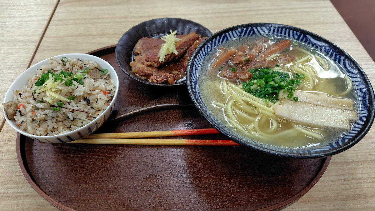 chrome_dagger's tweet image. 投票行ったので外食するまでが選挙