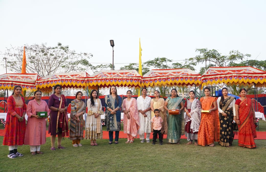 A demonstration of nutritious laddu soups, and salads for the winter season was organised, in which family members participated. Attractive prizes were given to the winners by Mrs. Punam Singh, regional president RCWA .
<a href="/cwacrpf/">CWA CRPF</a> 
<a href="/OdishaSector/">OdishaSector@CRPF</a> 
<a href="/gccrpfsbp/">GC CRPF SAMBALPUR</a>