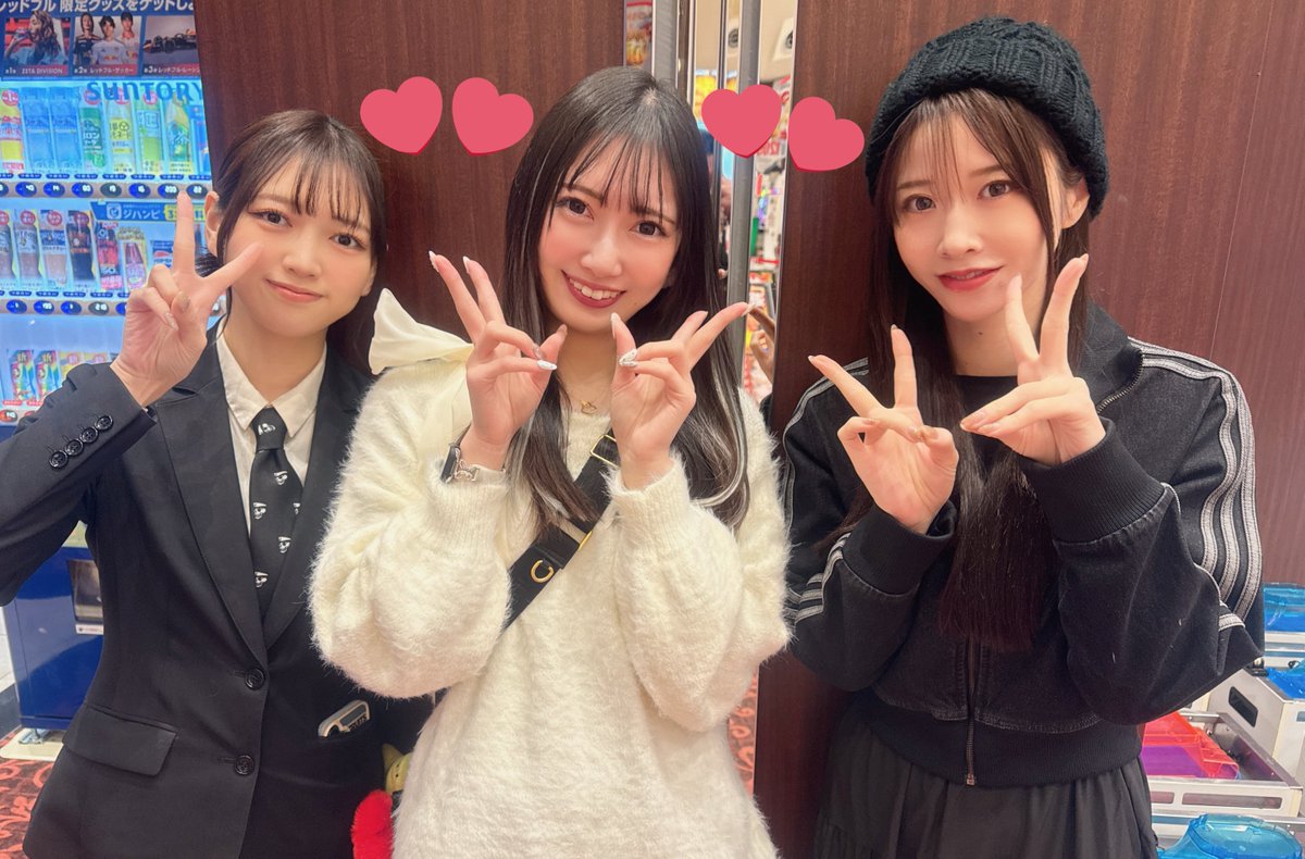 【新品未開封】七瀬静香サイン入りTシャツ【価格交渉OK】 本日はなんと、トリプル来店✨ 七瀬静香さんと千鶴さんに挟まれてきた