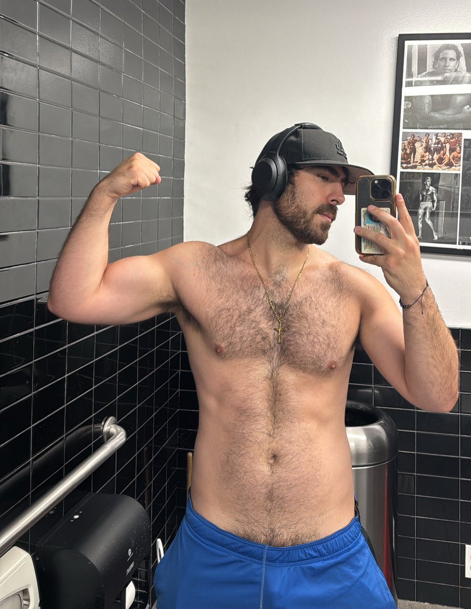 Mike Taveira tweet media