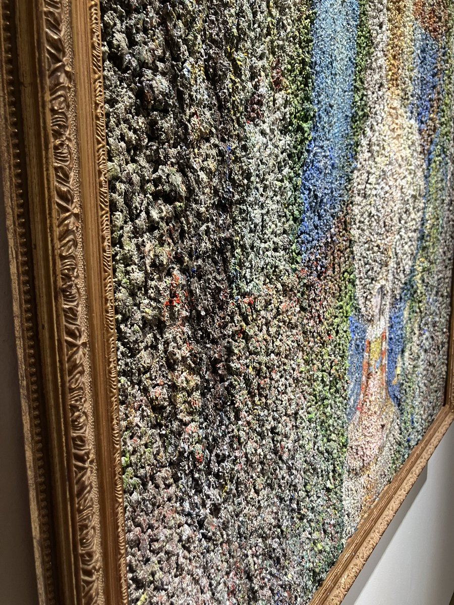 uemurarika's tweet photo. ハンセン病療養所の3畳にも満たないアトリエで、89歳の今も絵筆を握り続ける一人の画家、#山本一雄 さんの初の本格的な個展が岡山 #奈義町現代美術館 で開かれています。

一人の学芸員の熱い思いで実現した展覧会です。記事書きました。 
https://t.co/Y4uMYiWC42 https://t.co/5XM5JPjdOB