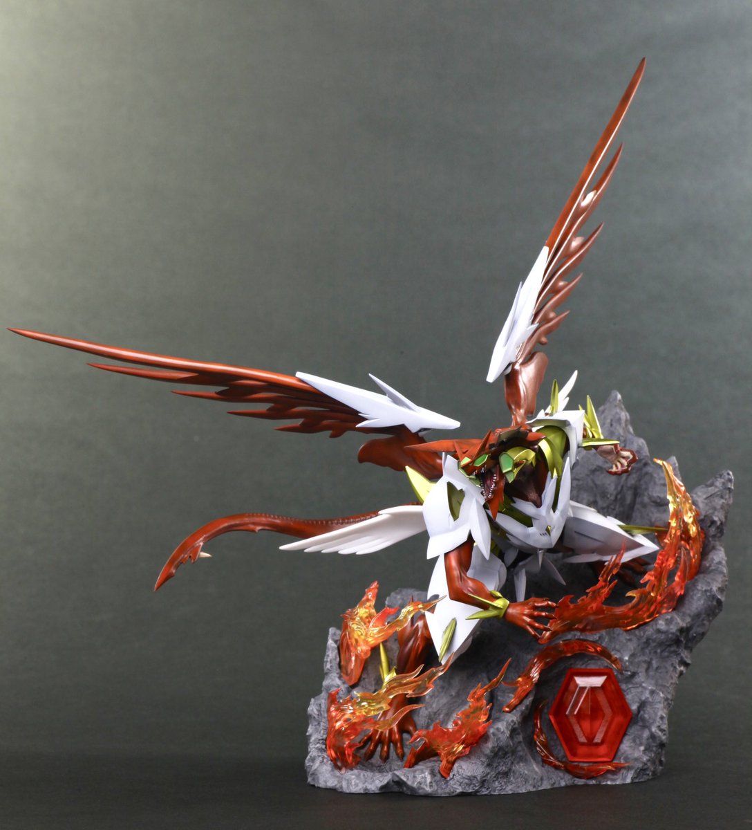 #ワンフェス　#バトスピ
ワンフェスの告知です

⚫︎ディーラー名　なりゅー　
　卓番　[6-12-08]
バトルスピリッツより
⚫︎新規
光龍騎神サジットアポロドラゴン 25000円
⚫︎再販
超神星龍ジークヴルムノヴァ 20000円
を販売します！

それぞれ在庫5点　未塗装のキャスト複製品になります