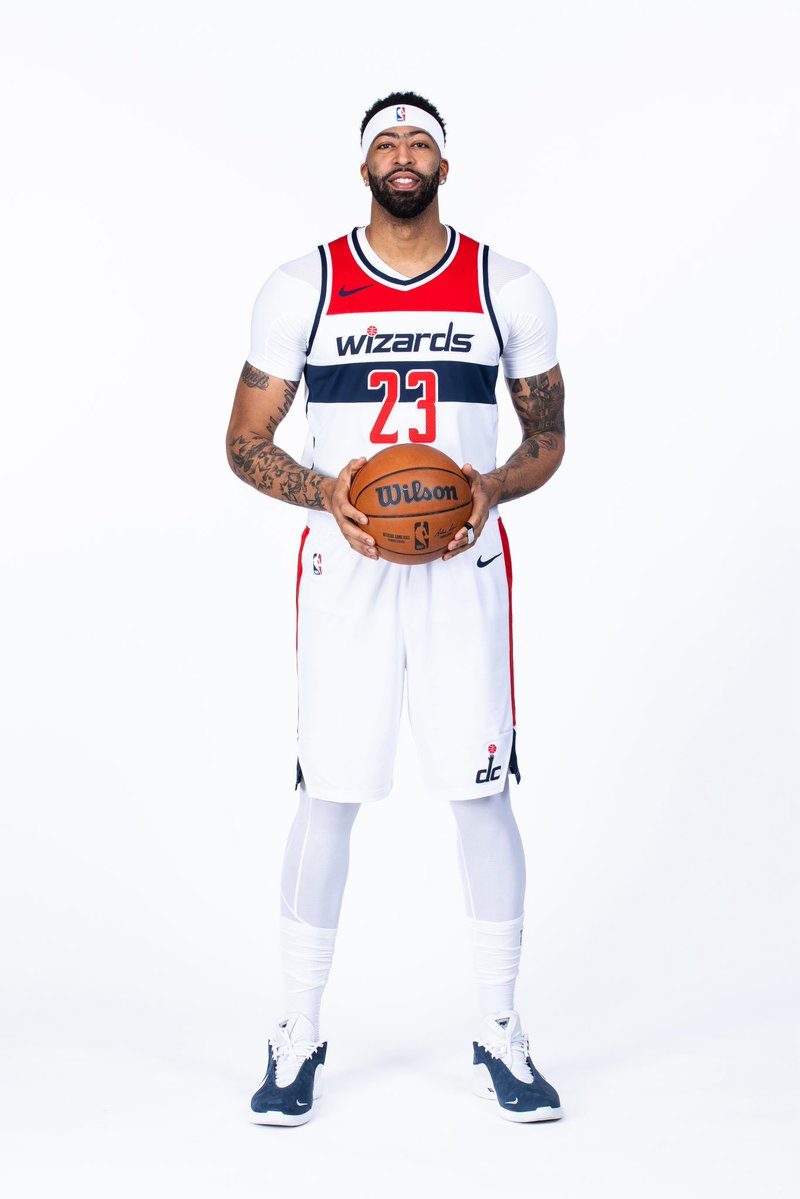 ComplexSports's tweet image. First look at Anthony Davis in a Wizards uniform 👀