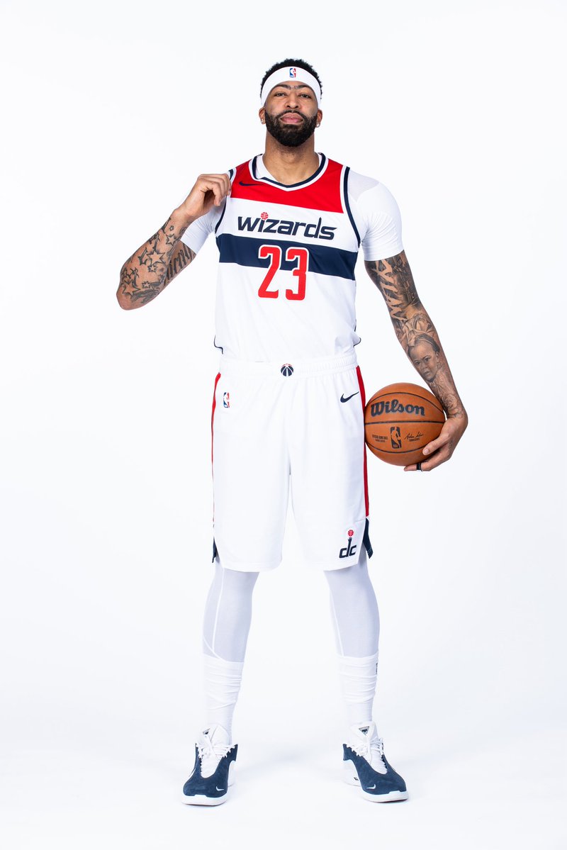 ComplexSports's tweet image. First look at Anthony Davis in a Wizards uniform 👀