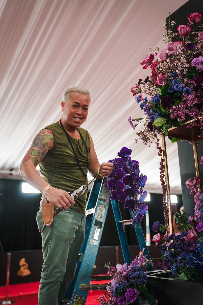 Tu BLOOM tweet media