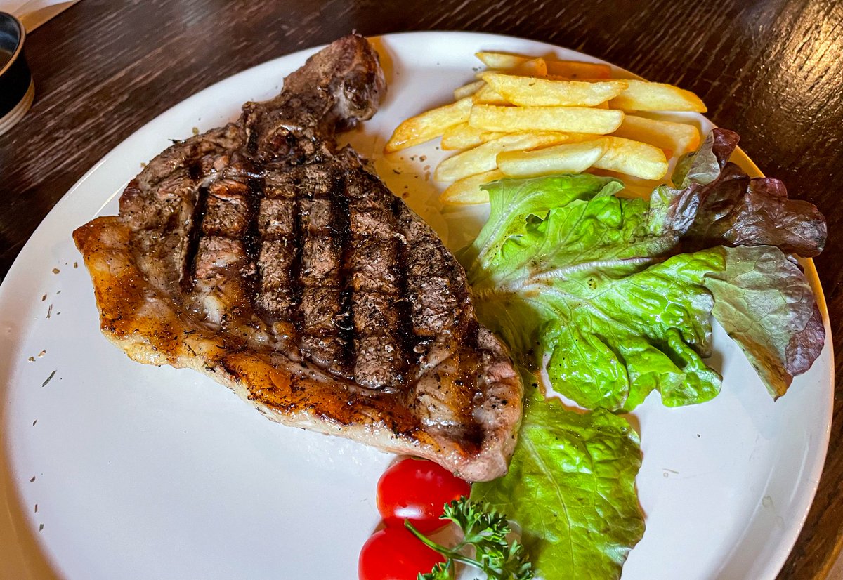 ทุกคนคะ ในฐานะที่เราอยากได้ 2M 
เพื่อซ้อถูกกฏหมาย

“ขอคนละ 1 เมนู ที่ถ้าต้องกินเมนูเดียวตลอดชีวิต จะกินอะไร”

อย่าลืม Hashtag + KW
book book + mentioned +Like

FORCEBOOK MOS EP9 #MelodyOfSecretsEP9