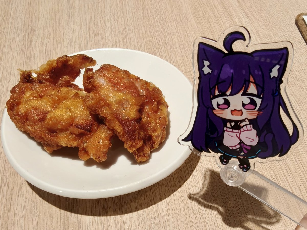 FF46 卯咪沒有抽到所以沒擺攤🥺
但是有線上通販賣場可以去逛逛帶卯咪回家！！
這次新的週邊也有上架！！
大家去逛展開心~注意安全~！
yuenn1022.cashier.ecpay.com.tw