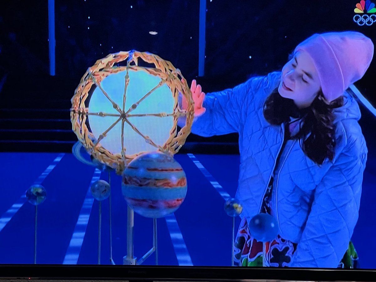 dajmeyer's tweet image. Not only was JD Vance booed at the #Olympics2026 #OpeningCeremony, but the organizers choreographed a general dig at the US, home of the most young earth creationists, quoting Italian astrophysicist Margherita Hack, “The Sun was formed about 5 billion years ago.”