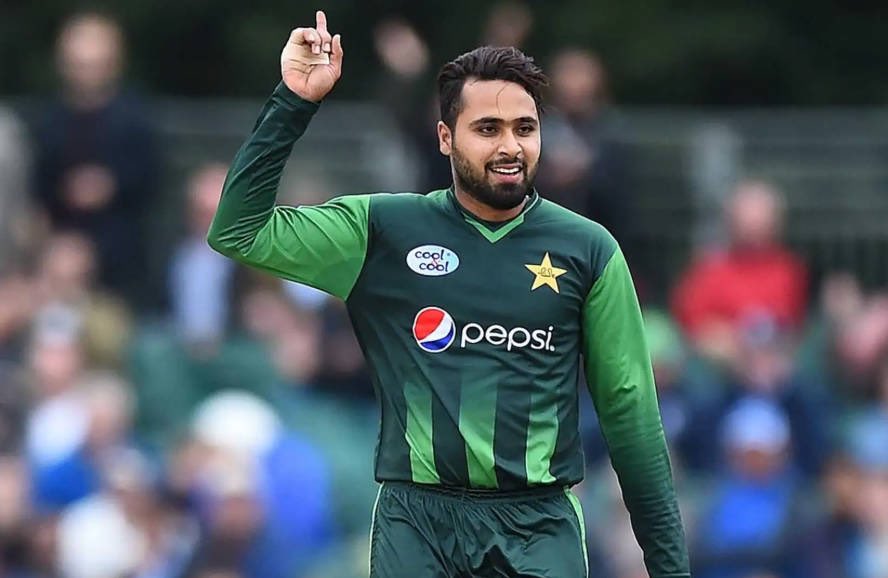 Neon_Dreams18's tweet photo. That’s why he’s called the finisher.
29* under pressure, chased it down with composure. Not flashy, just effective. Clutch innings when it mattered most. 🇵🇰🔥
#PAKvNED #faheem #ICC https://t.co/oCG9TUp8le