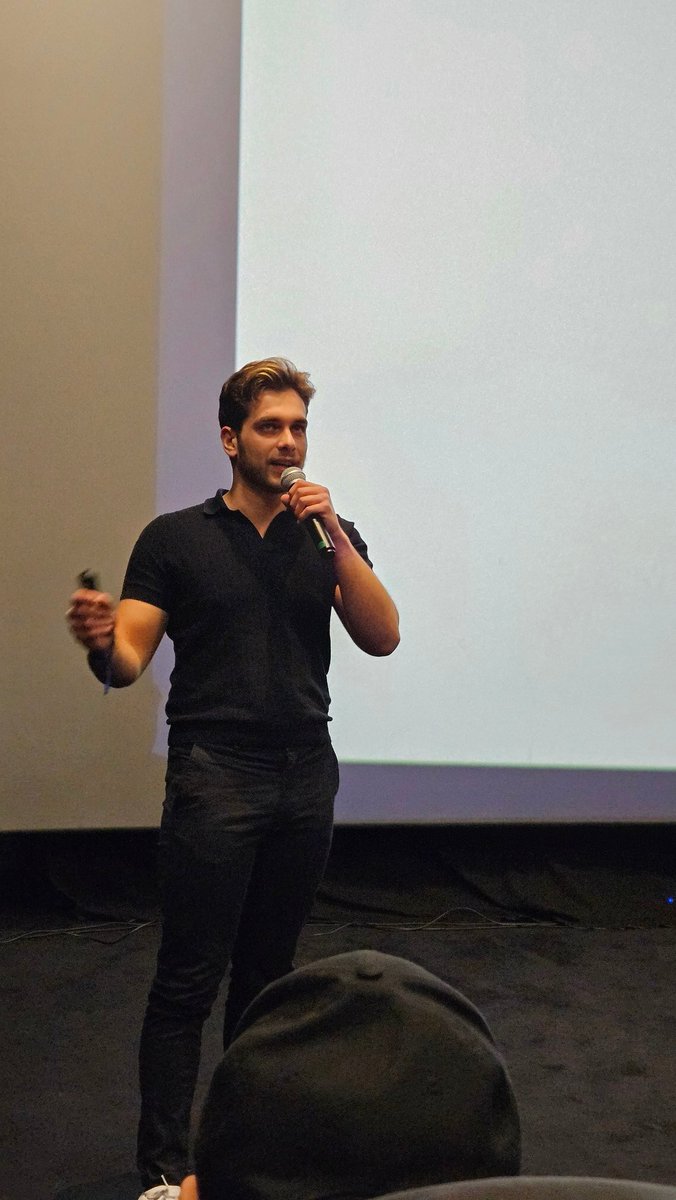 AI Prompt Day tweet media