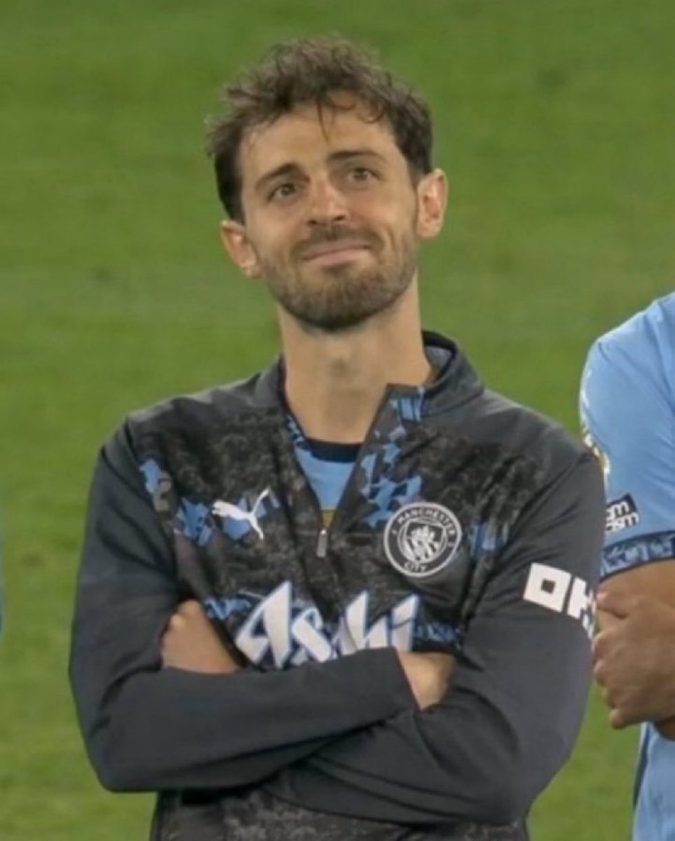 The whole TL accepting and praising KDB as the best ever 10 to exist what a time to be alive