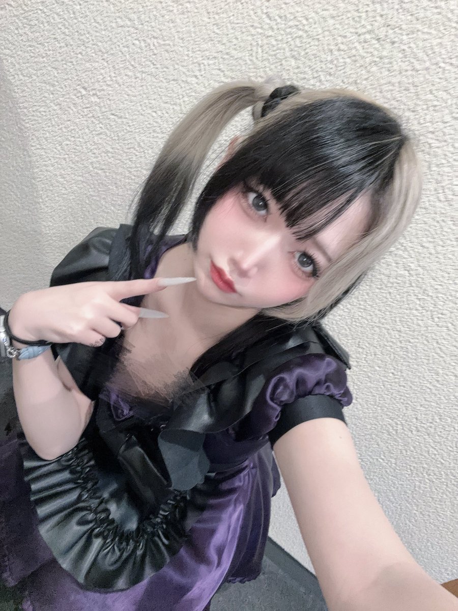 こちゃんの誕生日なのでこちゃんヘアにしてもらった❤︎