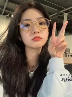 _shitdomsays's tweet image. Telegram has become a playground for crypto scams. It's wild how easily people fall for flashy promises and get-rich-quick schemes. Just a reminder: if it sounds too good to be true, it probably is. Stay smart and don’t get fooled!