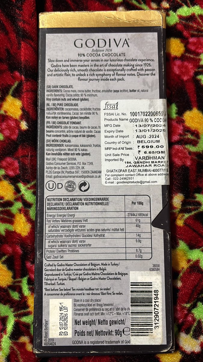 saditya035's tweet photo. @ZeptoNow I ordered a few groceries and chocolate. You delivered expired chocolate to me and your app is not letting me add photos to allow refund as it says that we are not able to see any issue. https://t.co/ZxERPDXNFT